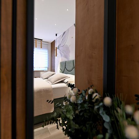 Apartments And Rooms Nekic ซาดาร์ ภายนอก รูปภาพ