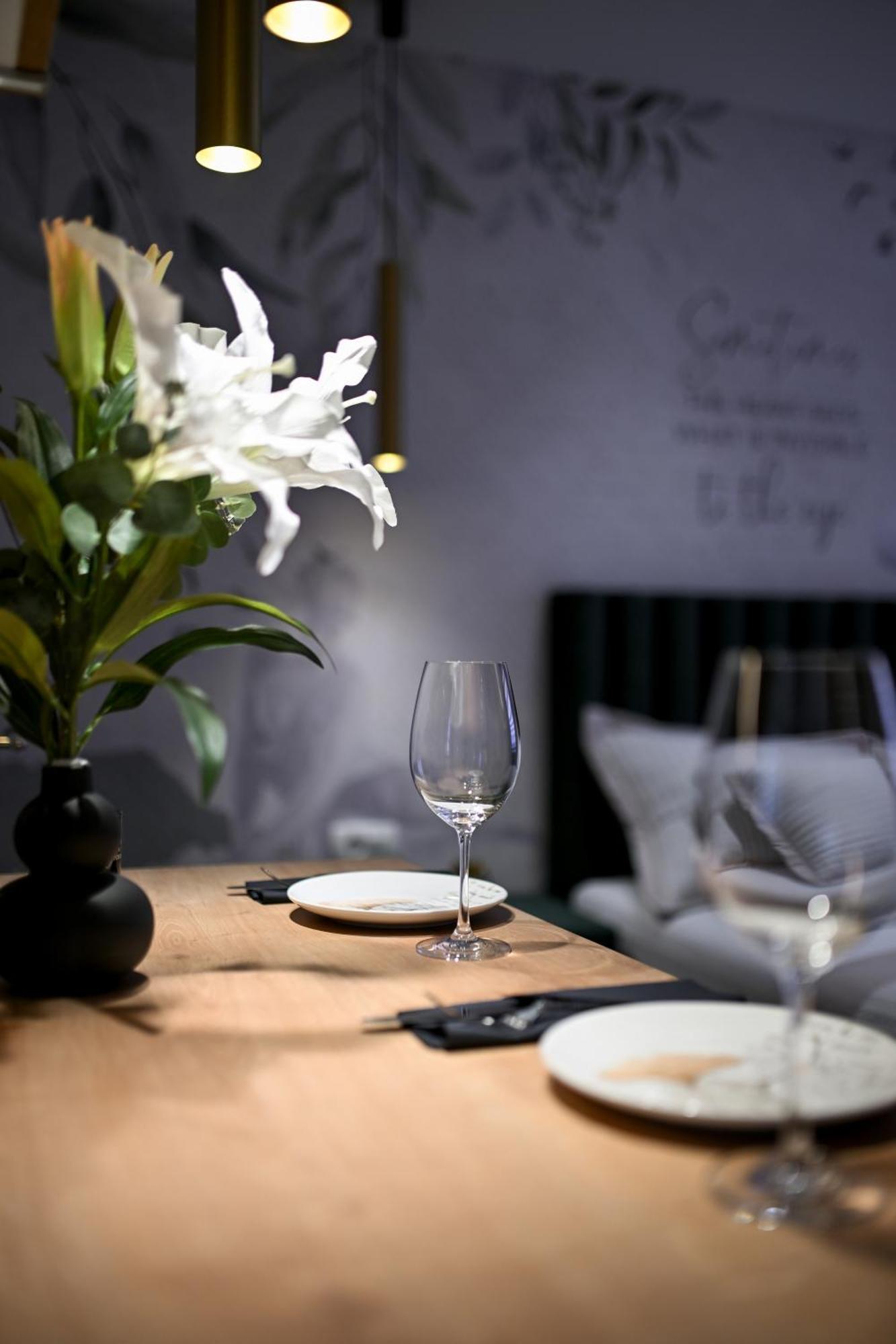 Apartments And Rooms Nekic ซาดาร์ ภายนอก รูปภาพ
