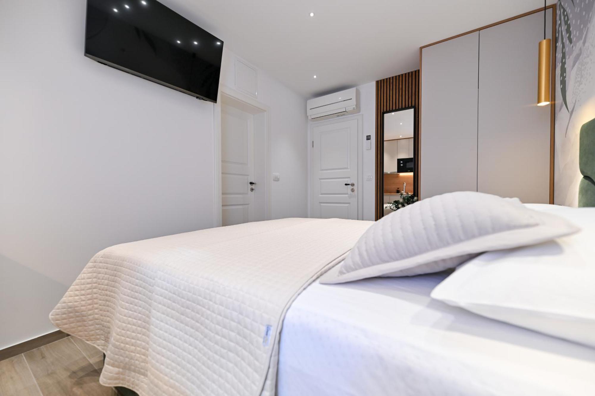 Apartments And Rooms Nekic ซาดาร์ ภายนอก รูปภาพ