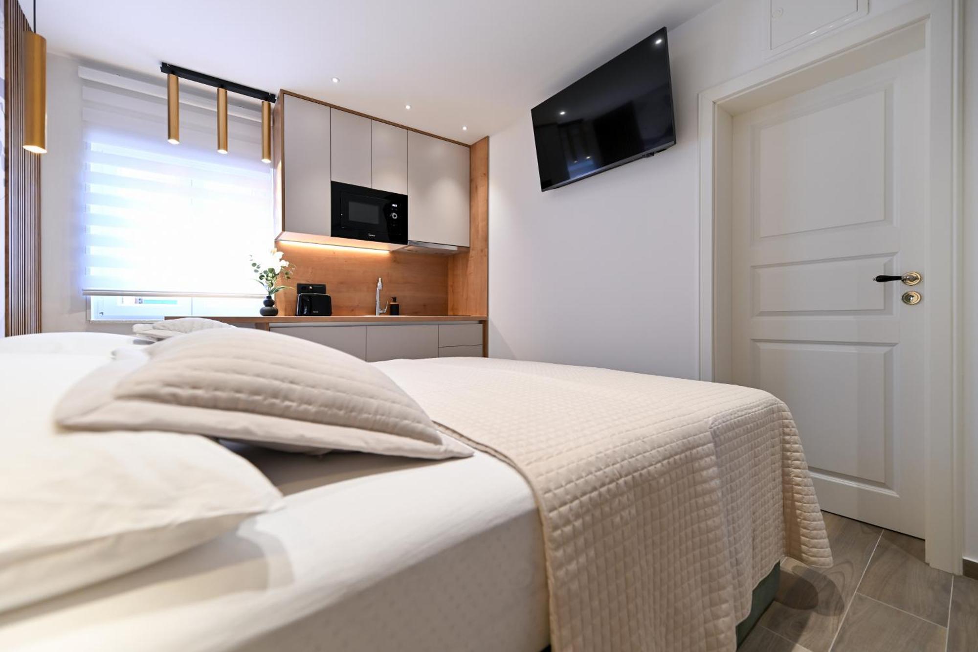 Apartments And Rooms Nekic ซาดาร์ ภายนอก รูปภาพ