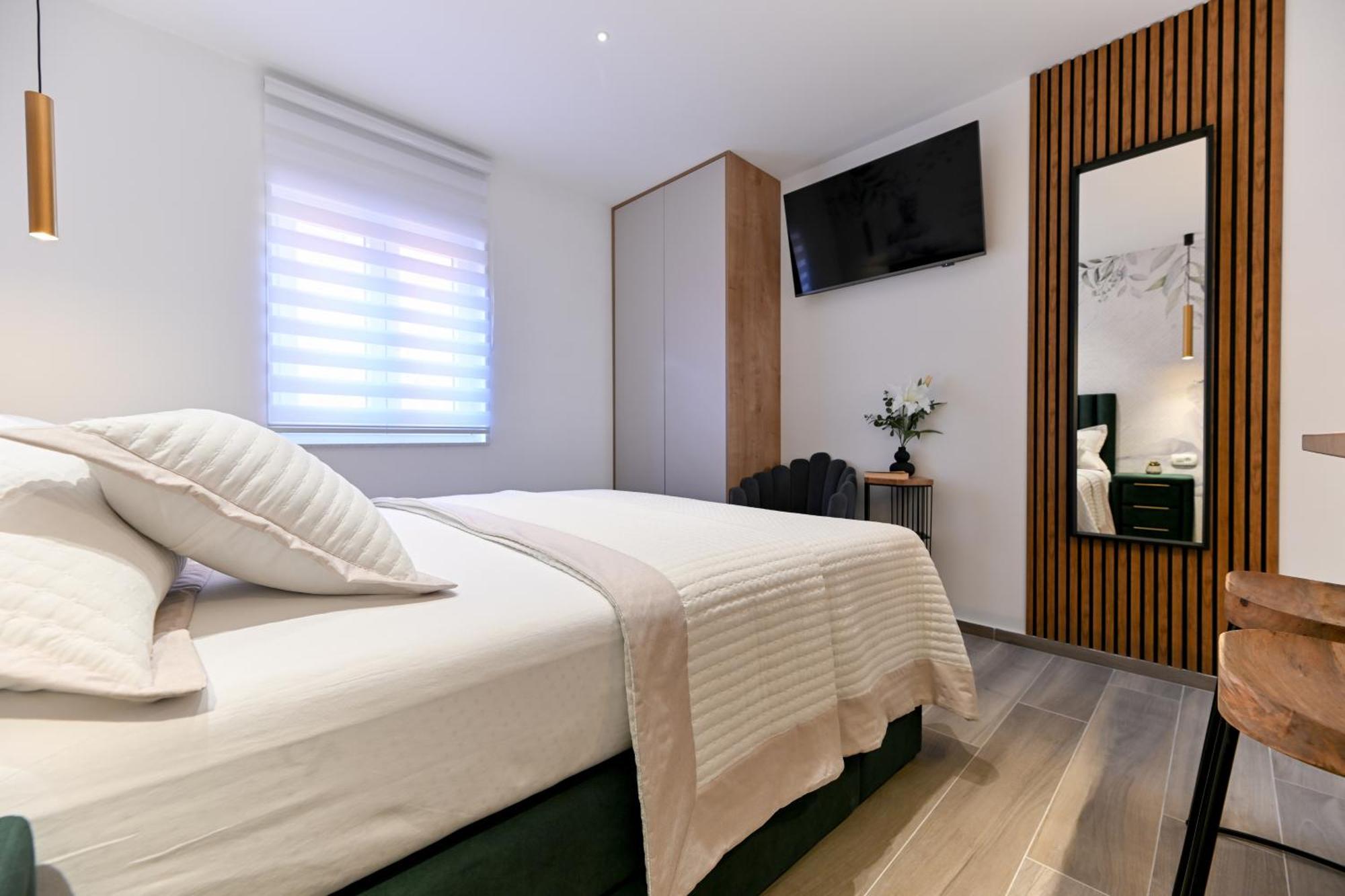 Apartments And Rooms Nekic ซาดาร์ ภายนอก รูปภาพ