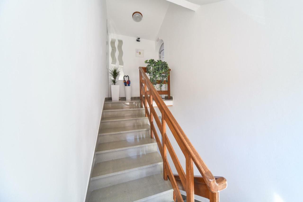 Apartments And Rooms Nekic ซาดาร์ ภายนอก รูปภาพ