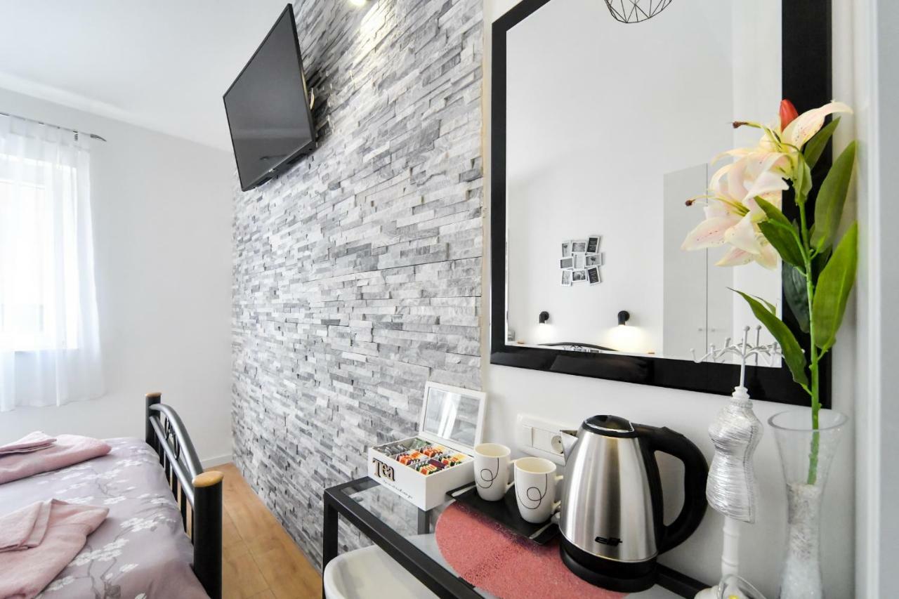 Apartments And Rooms Nekic ซาดาร์ ภายนอก รูปภาพ