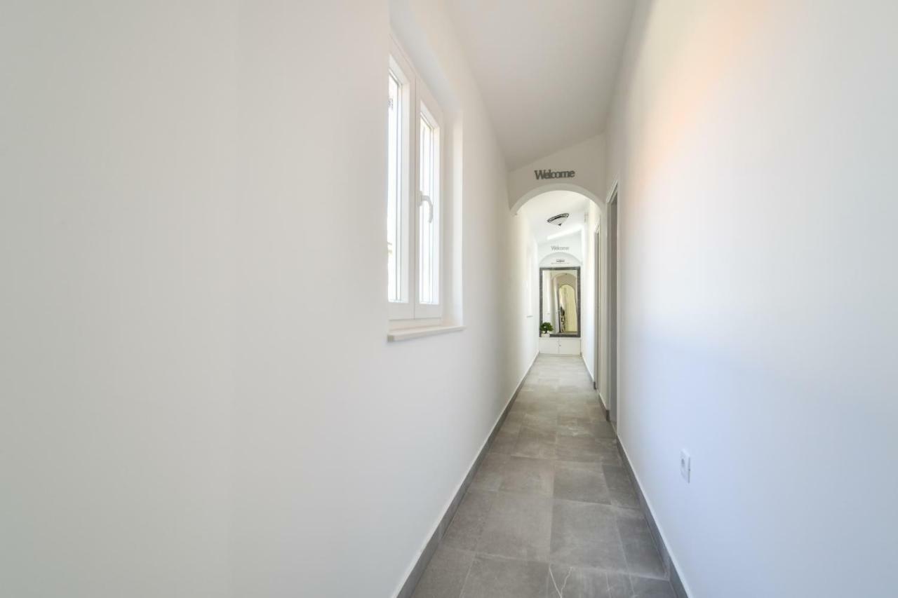 Apartments And Rooms Nekic ซาดาร์ ภายนอก รูปภาพ